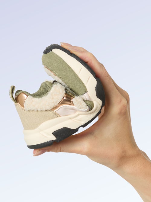 Sneakers basse in similcamoscio ed effetto montone - Kiabi Sneakers basse in similcamoscio ed effetto montone - Kiabi