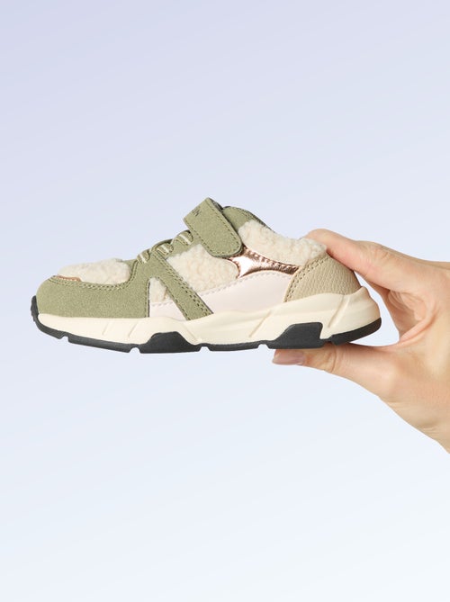 Sneakers basse in similcamoscio ed effetto montone - Kiabi Sneakers basse in similcamoscio ed effetto montone - Kiabi
