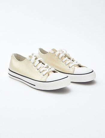 Sneakers basse in similpelle dorata