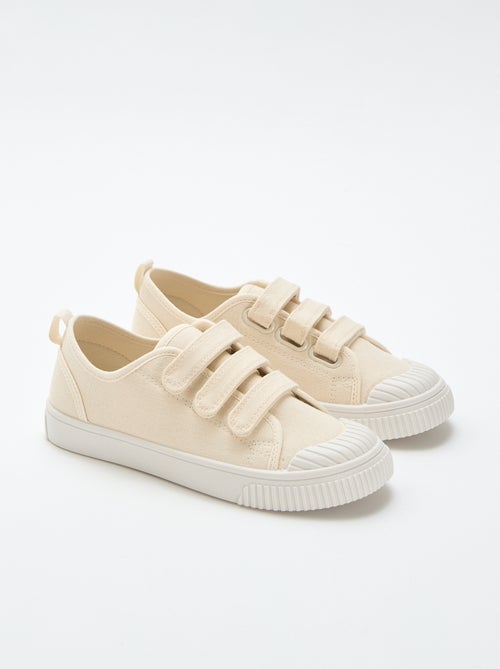 Sneakers basse in tela con strappi - Kiabi