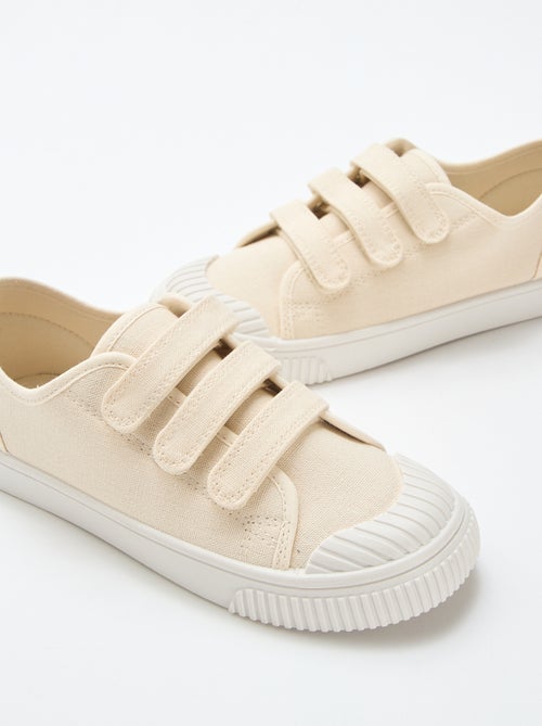 Sneakers basse in tela con strappi - Kiabi