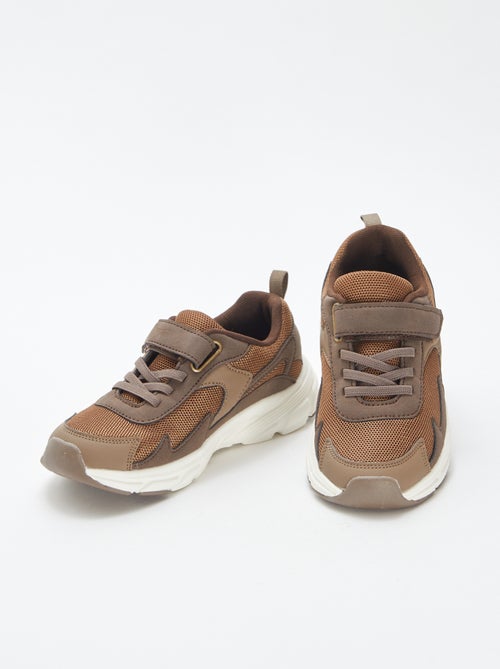 Sneakers basse in tessuto e mesh - Kiabi