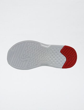 Sneakers basse 'PUMA' con lacci e strappi