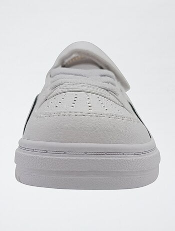 Sneakers basse 'PUMA' con lacci e strappi