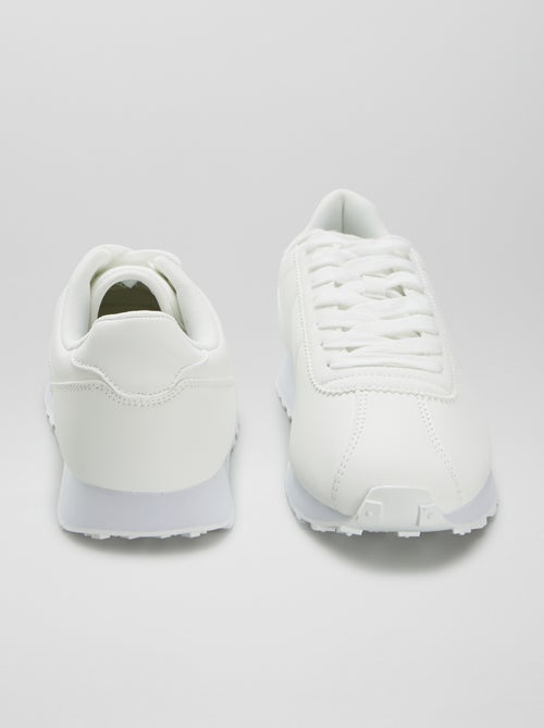 Sneakers basse stile retrò - Kiabi