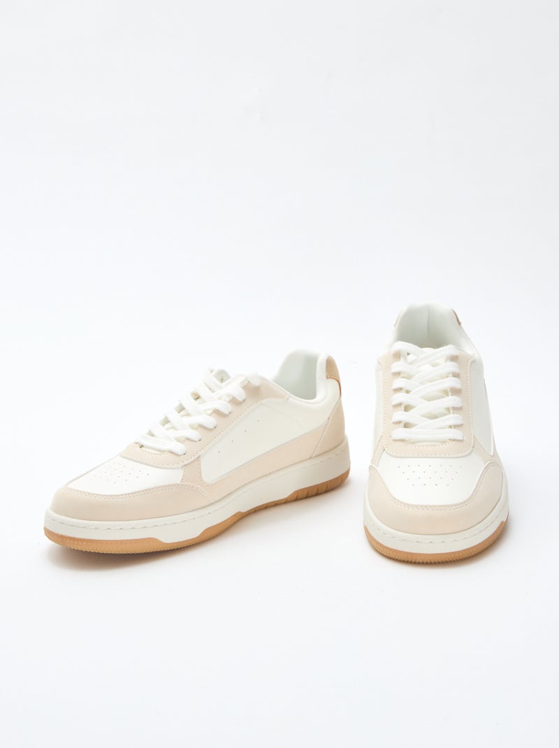 Sneakers bicolore con dettagli dorati Beige - Kiabi