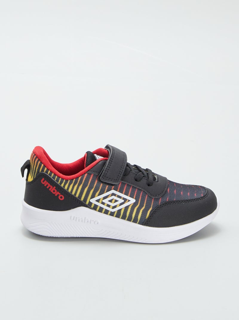Sneakers bicolore 'Sneakers 'Umbro' -propone' NERO - Kiabi