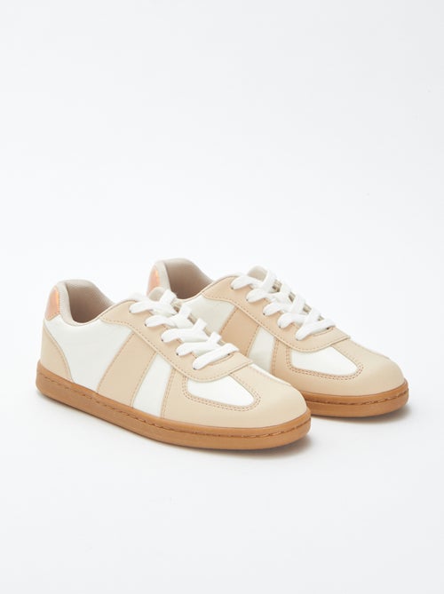 Sneakers bicolori con lacci - Kiabi