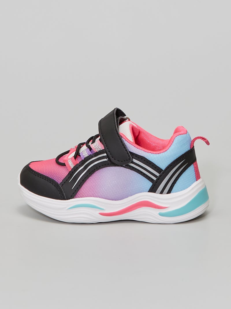 Sneakers bimateriale con strappo nero - Kiabi