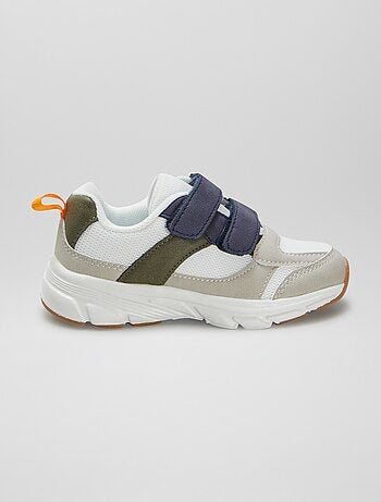 Sneakers con apertura a strappo bimateriali