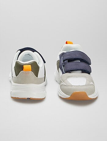 Sneakers con apertura a strappo bimateriali