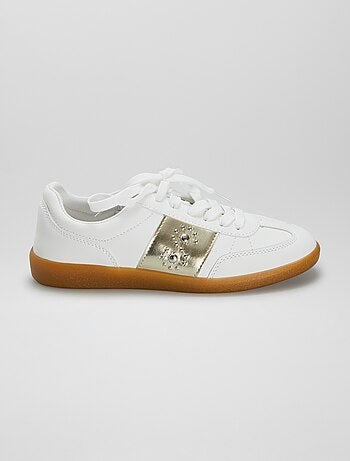 Sneakers con applicazione dorata