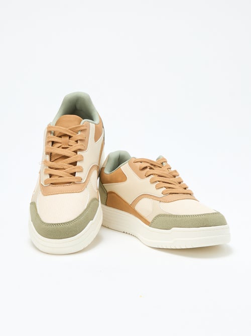 Sneakers con inserti tricolore - Kiabi