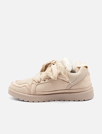 Sneakers con lacci
