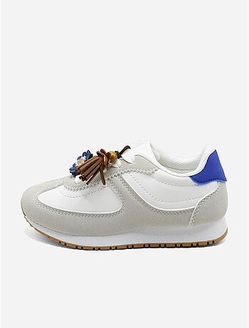 Sneakers con lacci