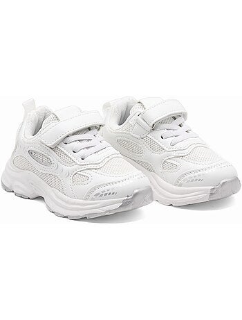 Sneakers con lacci
