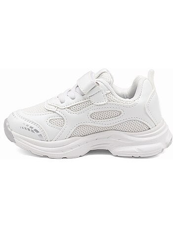 Sneakers con lacci