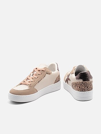 Sneakers con lacci