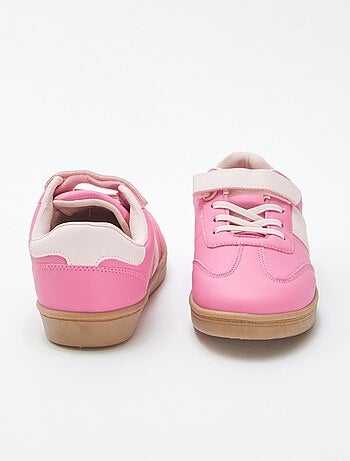 Sneakers con lacci elasticizzati + strappo