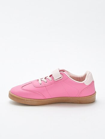 Sneakers con lacci elasticizzati + strappo