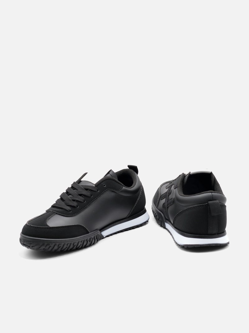 Sneakers con lacci Nero - Kiabi