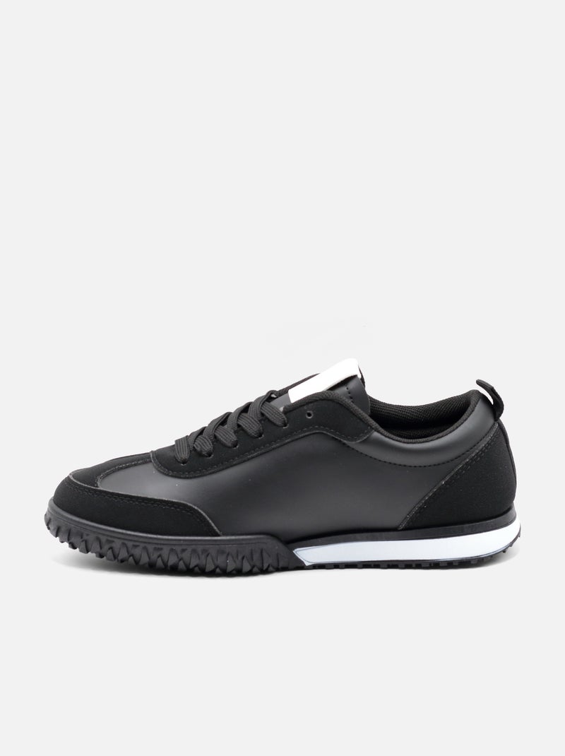 Sneakers con lacci Nero - Kiabi