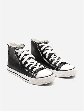 Sneakers con lacci