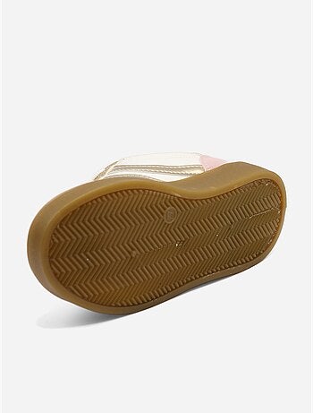 Sneakers con lacci