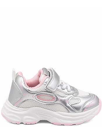 Sneakers con lacci