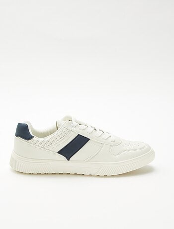 Sneakers con lacci tinta unita