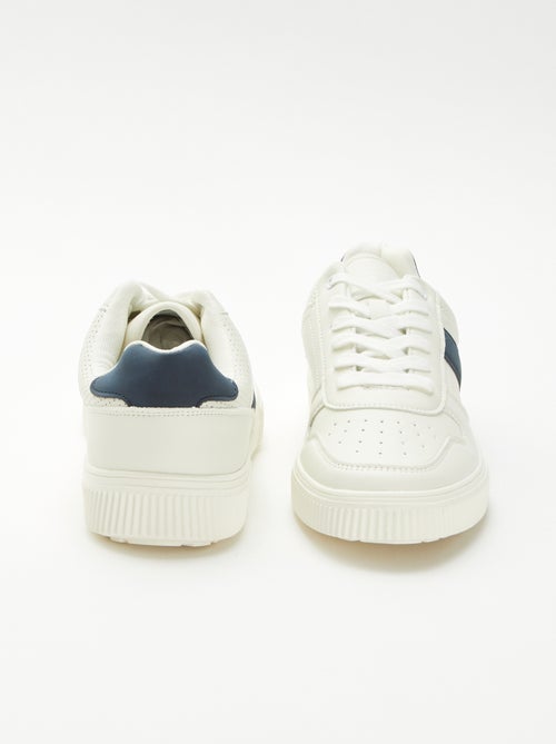 Sneakers con lacci tinta unita - Kiabi