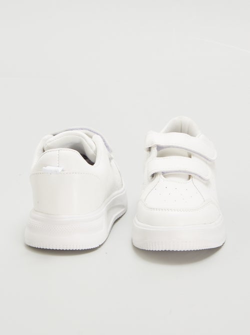 Sneakers con strappi - Kiabi