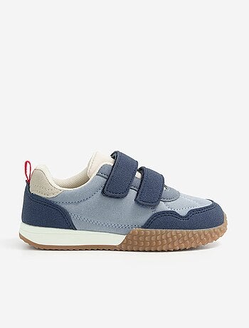 Sneakers con strappi