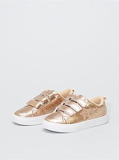 Sneakers con strappi e stelle - Kiabi