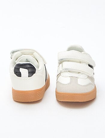 Sneakers con velcro in simil suede