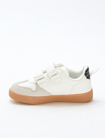 Sneakers con velcro in simil suede