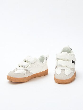 Sneakers con velcro in simil suede