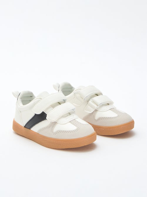 Sneakers con strappi in simil suede - Kiabi