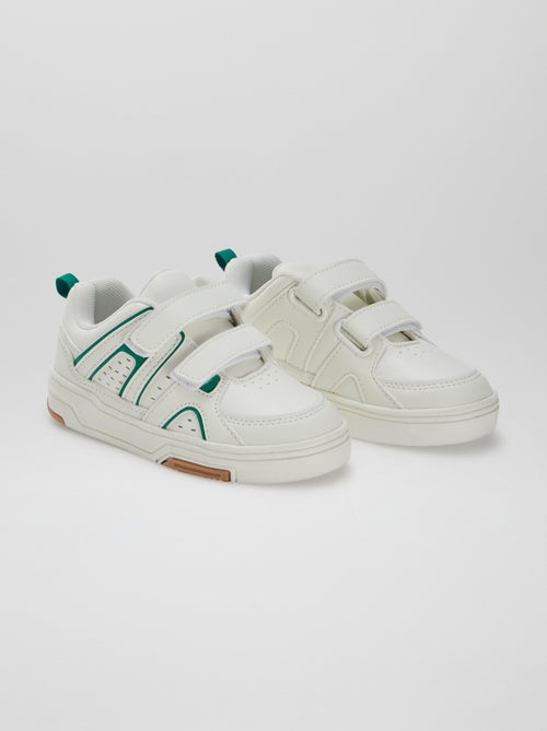 Sneakers con strappi in stile sportivo - Kiabi