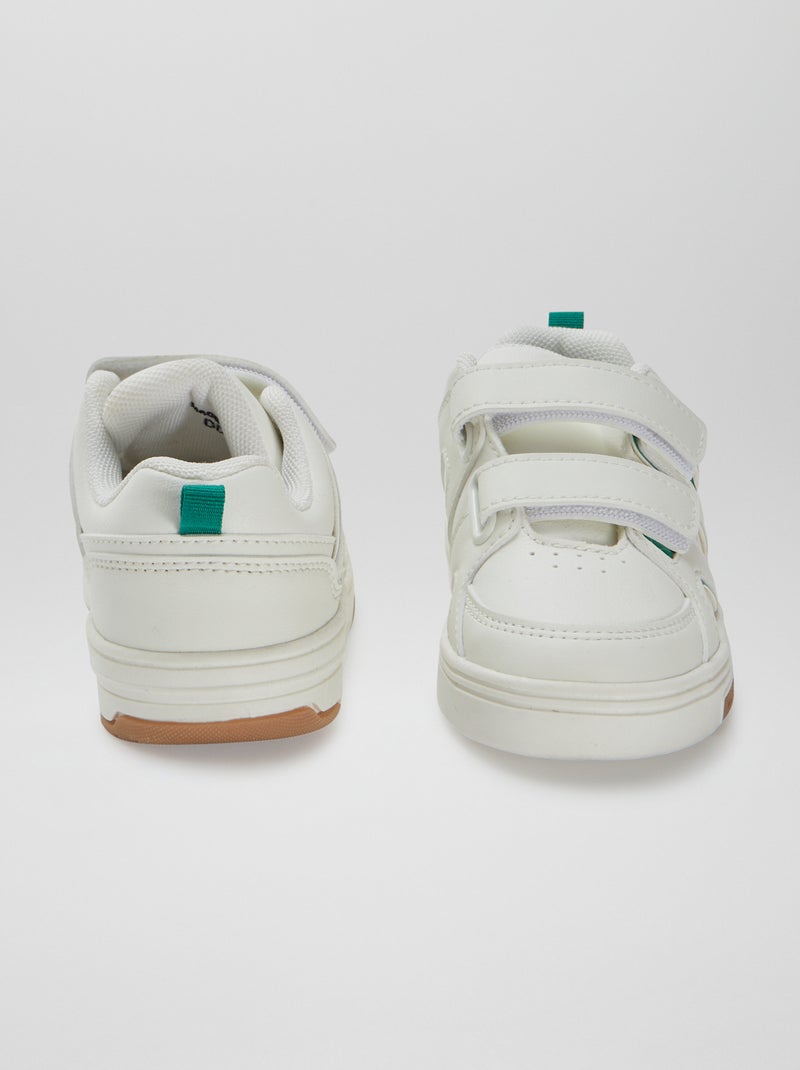 Sneakers con strappi in stile sportivo BIANCO - Kiabi