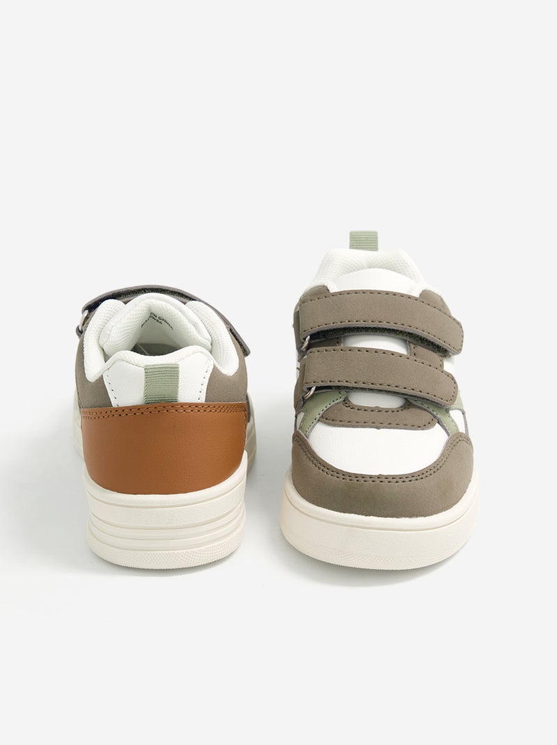 Sneakers con strappi Kaki - Kiabi