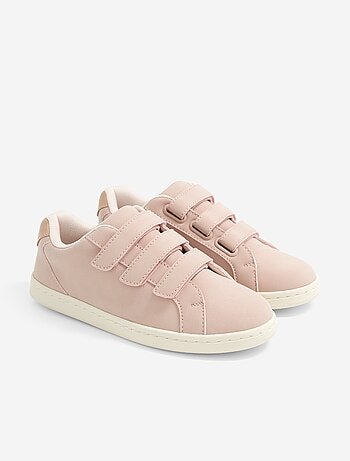 Sneakers con strappi
