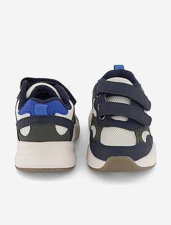 Sneakers con strappi tricolore