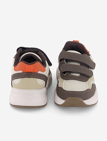 Sneakers con strappi tricolore