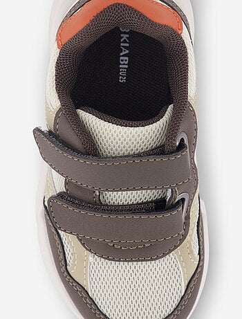 Sneakers con strappi tricolore