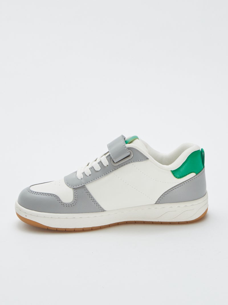 Sneakers con strappi Verde - Kiabi
