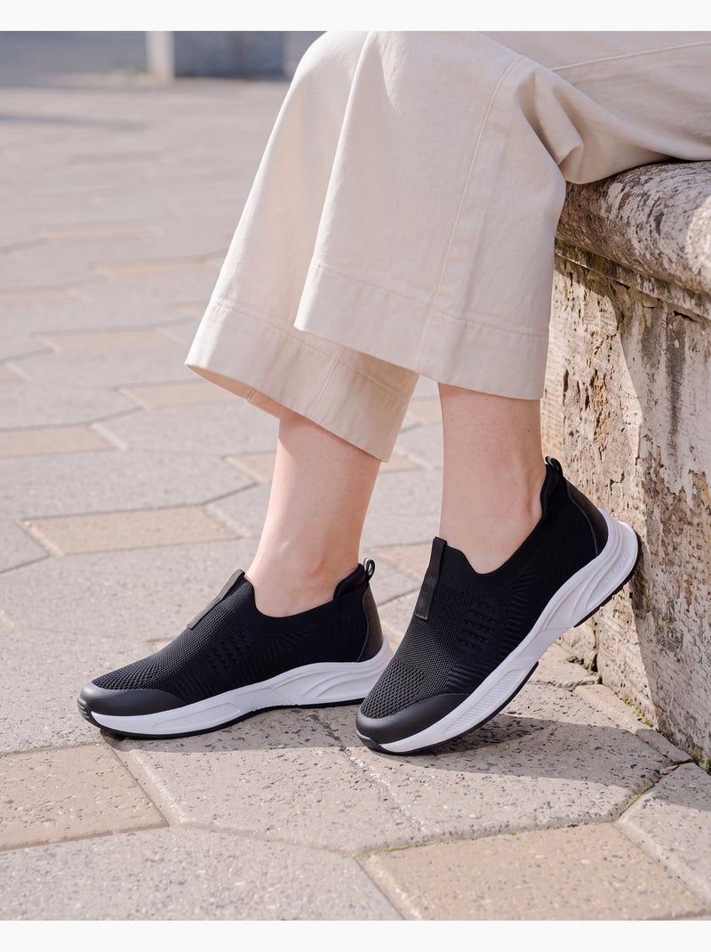 Sneakers confortevole, resistente, con suola in memory e facile da indossare Nero - Kiabi