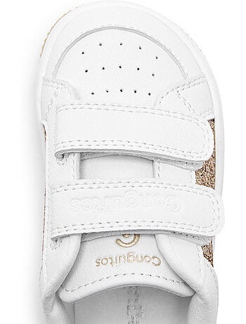 Sneakers conguitos barefoot detalles brillantes