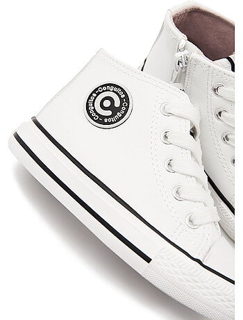 Sneakers conguitos básicas