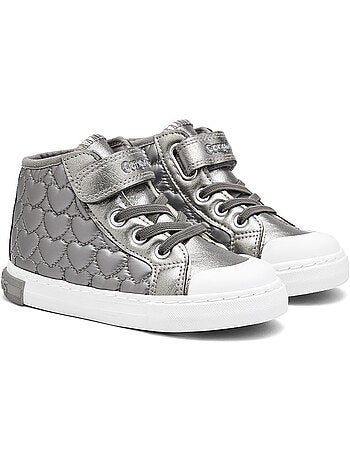 Sneakers conguitos corazones